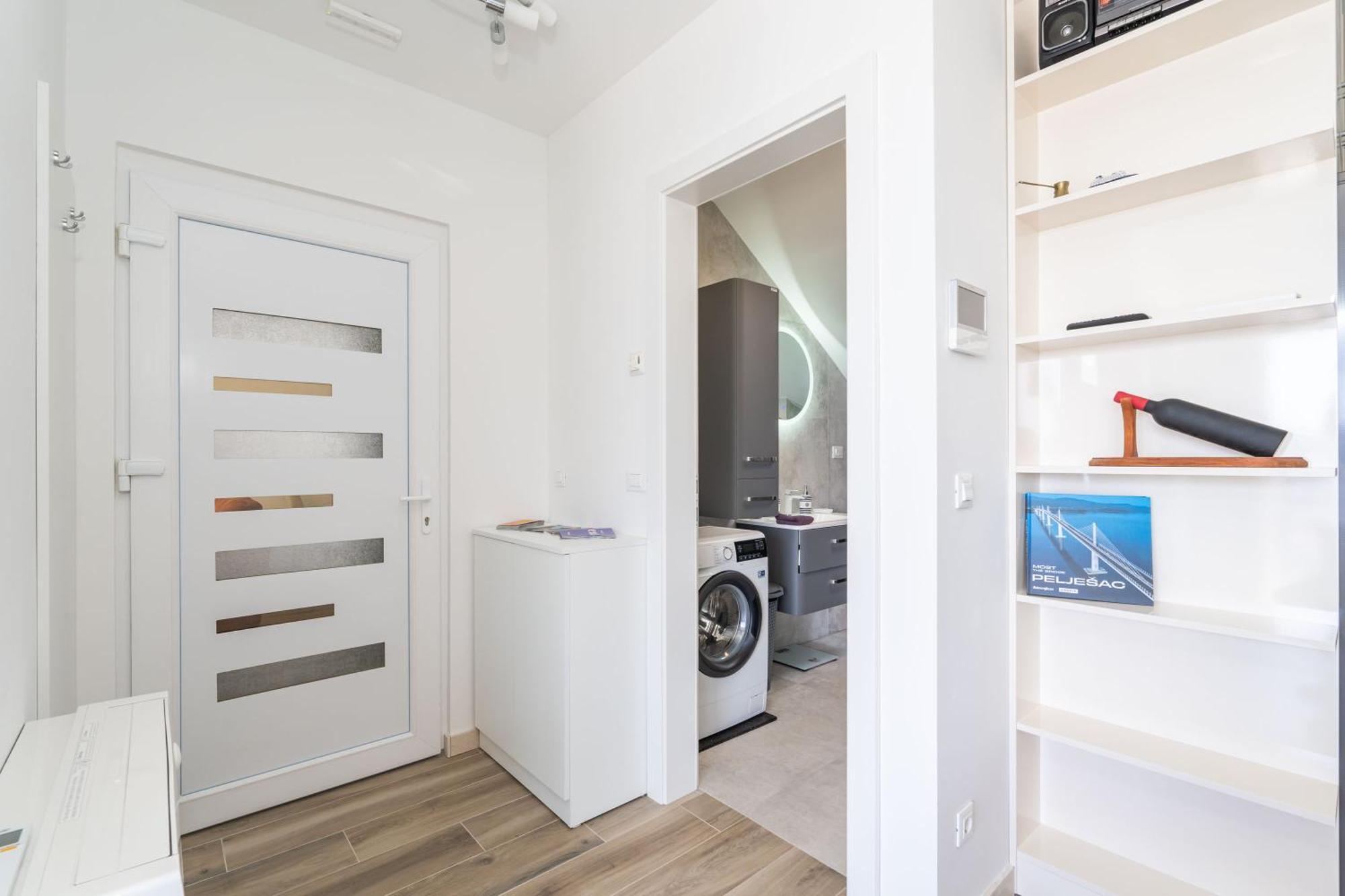 The Panoramic View Penthouse Sweet Petite Apartament Dubrovnik